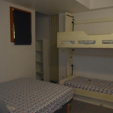 Aparthotel Les Stoechades Hyères Esterno foto